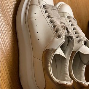 Alexander McQueen sneaker